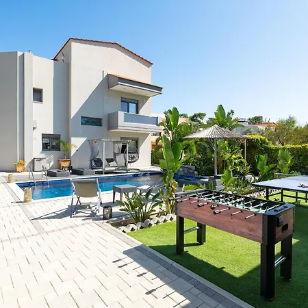 Villa Hideaway *