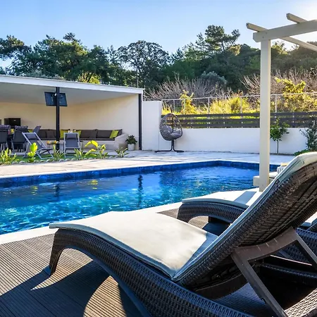 Villa Hideaway