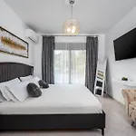 Vilă Hideaway