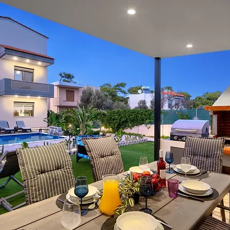 Hideaway Villa *